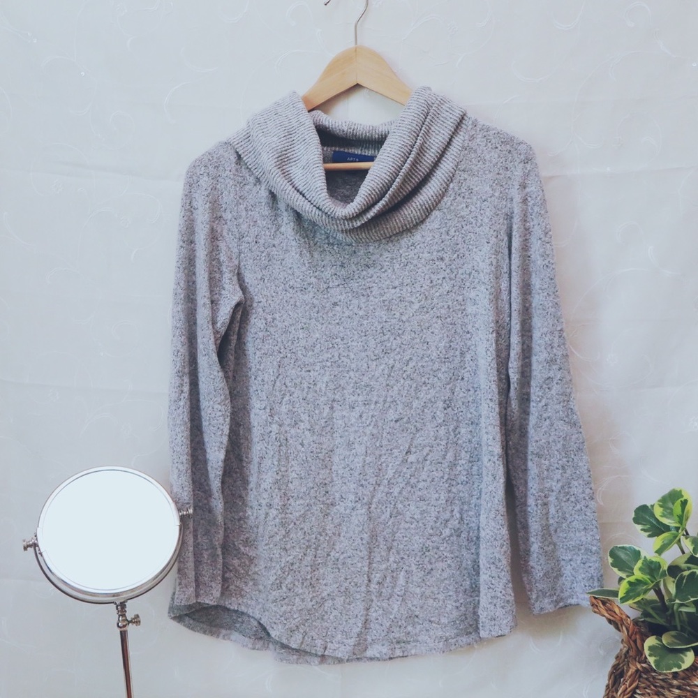 COMFY Grey Heather Turtleneck